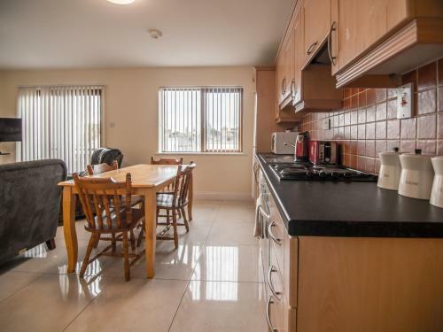 Donegan Court Aparthotel