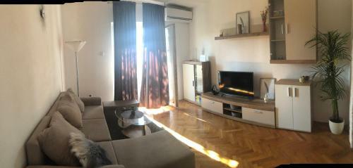 Apartment Kula