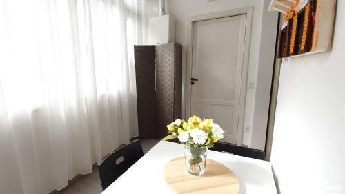 Hostal Apulian Central Apartment - Bari Centro