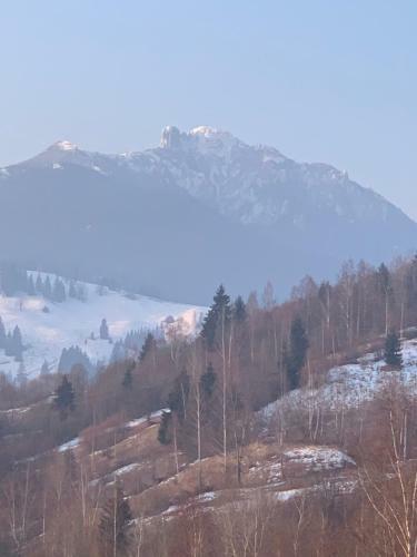 Villa Lake And Mountain Wiew