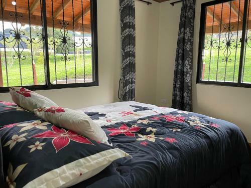 Vista Verde Hostal Entre Monta�as