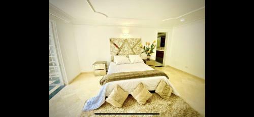 Villa Casa En El Poblado Independiente - San Sebastian