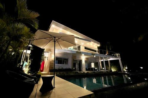 Villa C�moda Casa Finca Con Piscina - San Jer�nimo, Ant