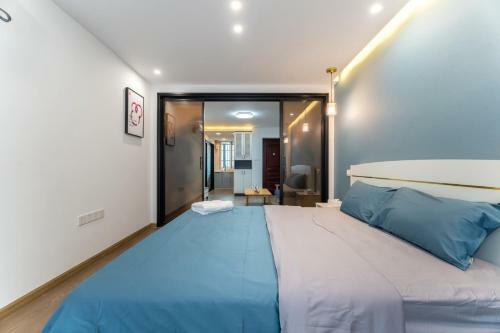Locals Apartment Place 99