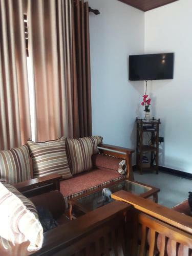 Lh2 Villa