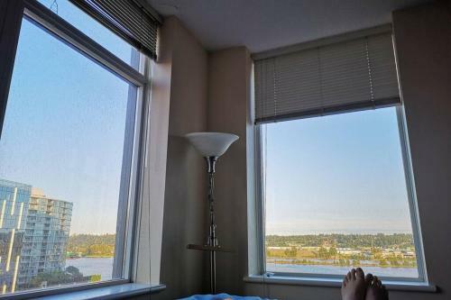 Apartamento Fraser River View Home By Skytrain