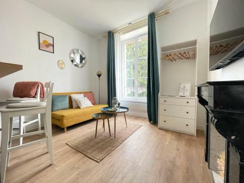Apartamento Chaleureux Studio Nich� Devant Le Chateau D'auvers Sur Oise