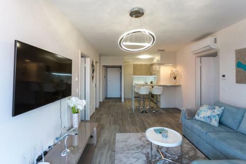 Coral Luxury Apartment