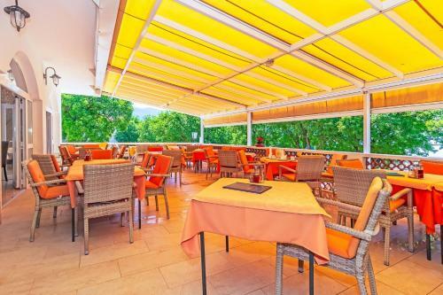 Bed & Breakfast Rooms And Restaurant Danica