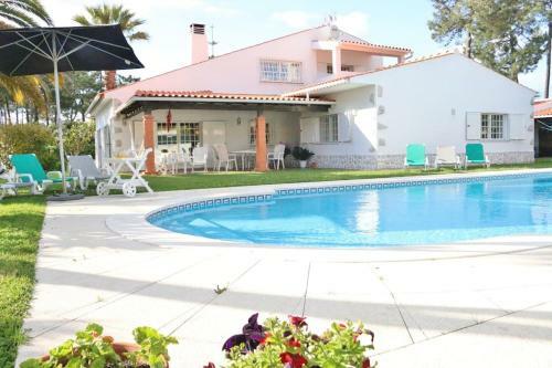 Vila, Piscina,praia, 20 Km Lisboa