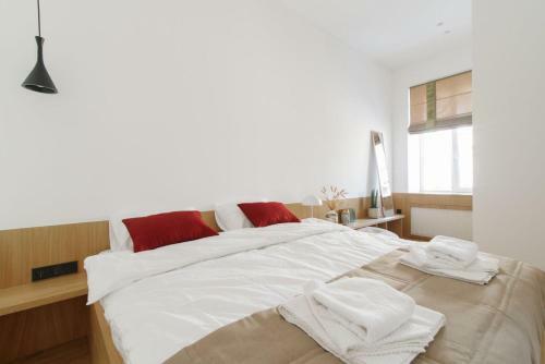 Apartment On Panteleimona Kulisha