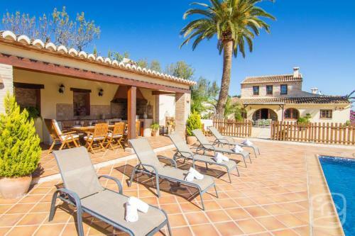 Holiday Villa Ferrando