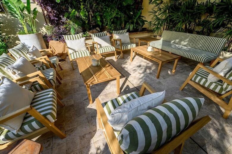 Hotel Hub Porte�o