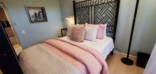 Luxury Private Thunderbird Heights!