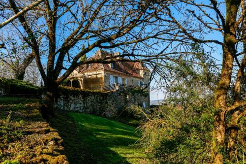 Ch�teau De B�duer And Vacation Homes