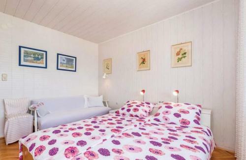 Apartments Nada - 20m From Beach