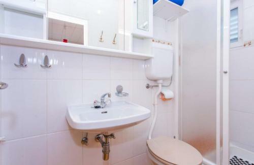 Apartments Nada - 20m From Beach