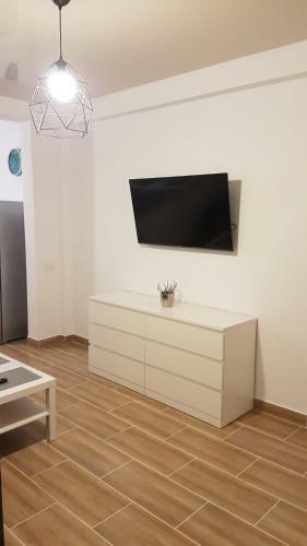 Apartament Adi Navodari