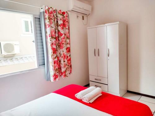 Apartamento Residencial Lilly - Aptos de 1 E 2 Dorm.