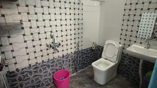 Hotel Shrubs De Villa