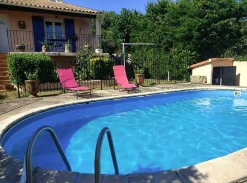 Villa Entre N�mes Et Le Pont Du Gard
