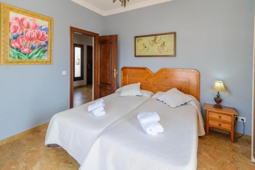 Villas Nerjazul - El Pe�oncillo Beach