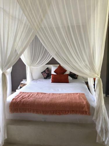Villa White Karouna