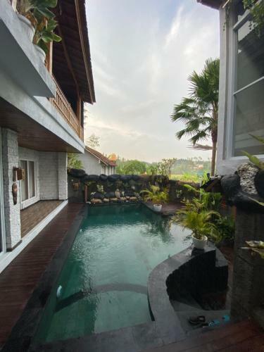 Villa Ola Tambayong