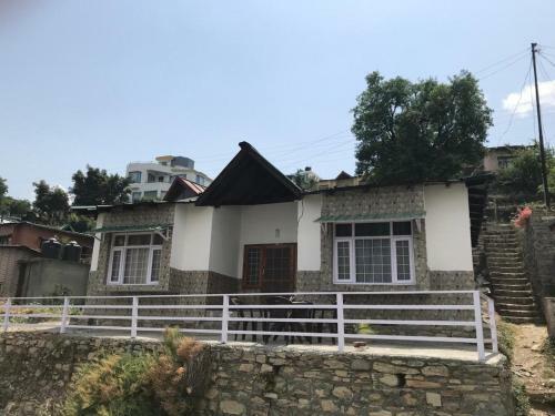 Villa Sky Touch Cottage And Stays