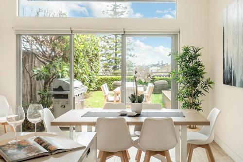 Elite Beachside Holiday Home / Tamarama