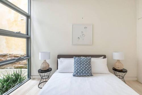 Elite Beachside Holiday Home / Tamarama