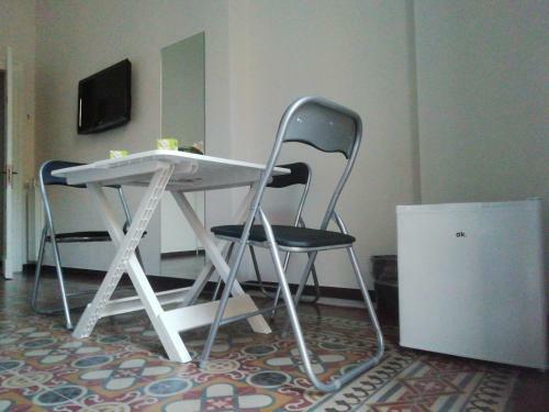 Hostal Holiday Time