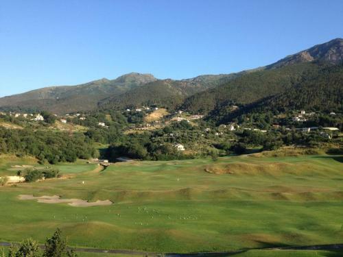 Luxurious House Golf And Relax