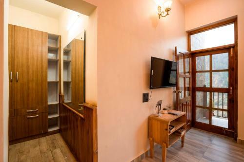 Zostel Homes Ramgarh, Nainital
