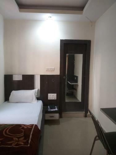 Hotel Priya