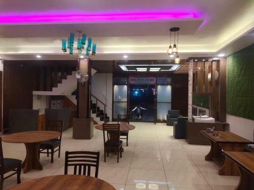 Hotel Udiksh Residency