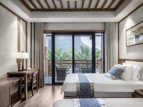 Hotel ????????????
