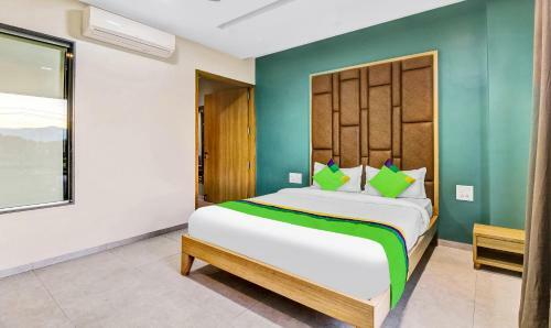Treebo Trend Hotel Sky Inn Satara