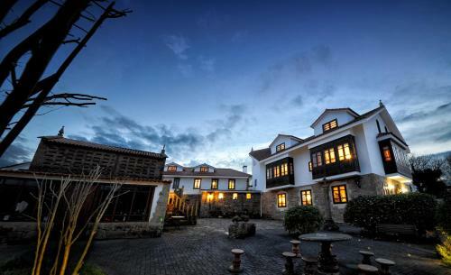 Mar De Queo Hotel