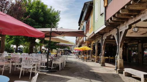 Maison Carr�e - Chalabre