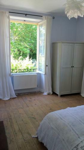 Maison Carr�e - Chalabre