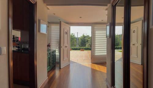 Chalet Con Piscina En Gij�n