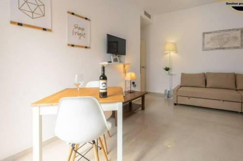 Apartamento El Sherezade 2 L�nea Playa,