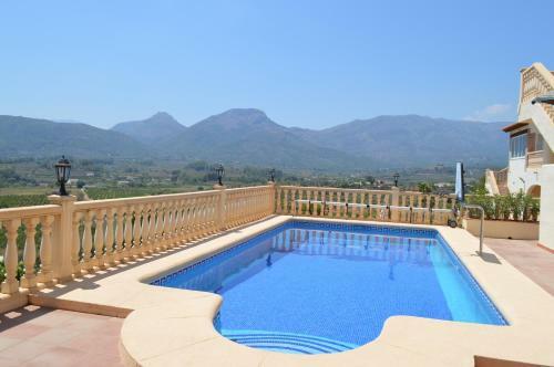 Villa With Amazing Views & Private Pool