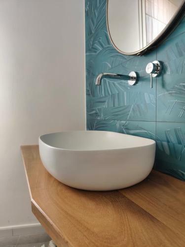 Hostal Capricci Di Vento - Design Guest House