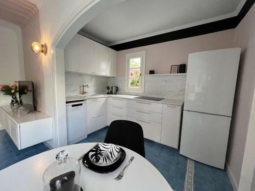 Lovely One Bedroom Little Venice Apartment
