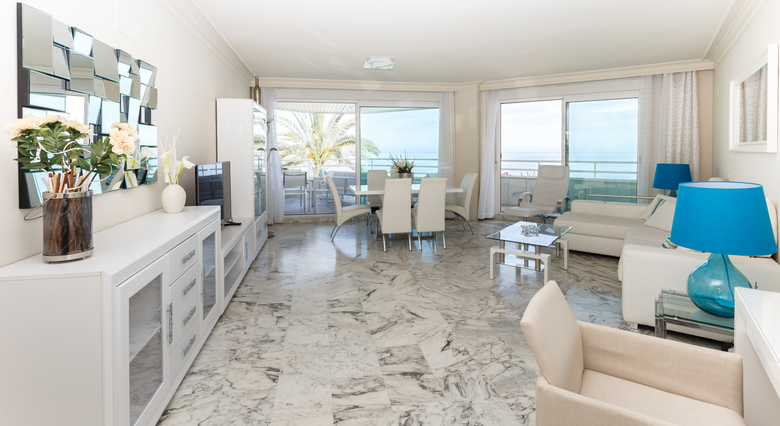 Coral Beach Aparthotel