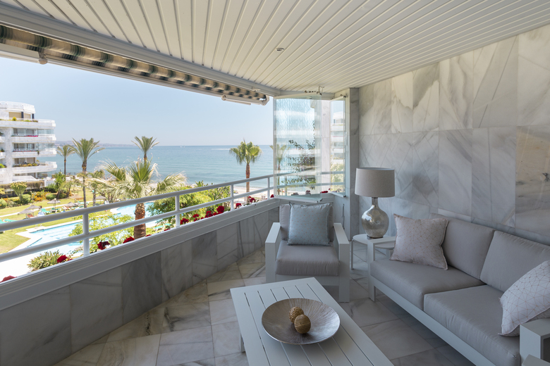 Coral Beach Aparthotel