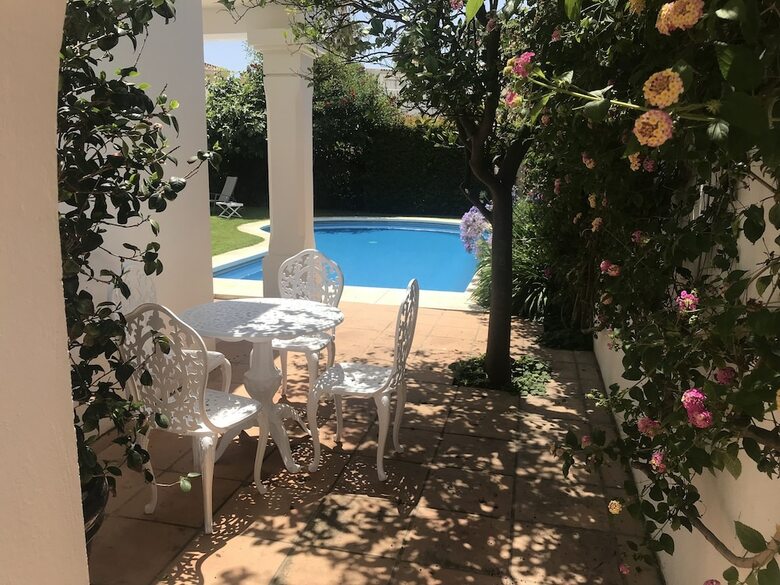 Coral Beach Aparthotel