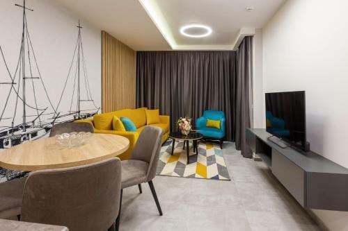 Inter Holiday Apartments